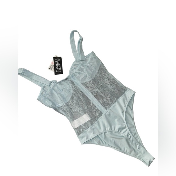 NWT Danielle Bernstein Lace Illusion Thong
Bodysuit Blogger Fav. - Picture 5 of 8